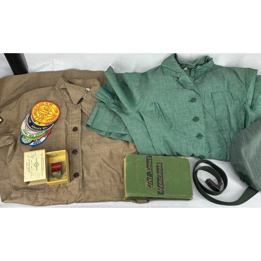 Vintage 1950s Girl Scout Brownie Uniform Dress Hat Handbook Badges Set Terri Lee